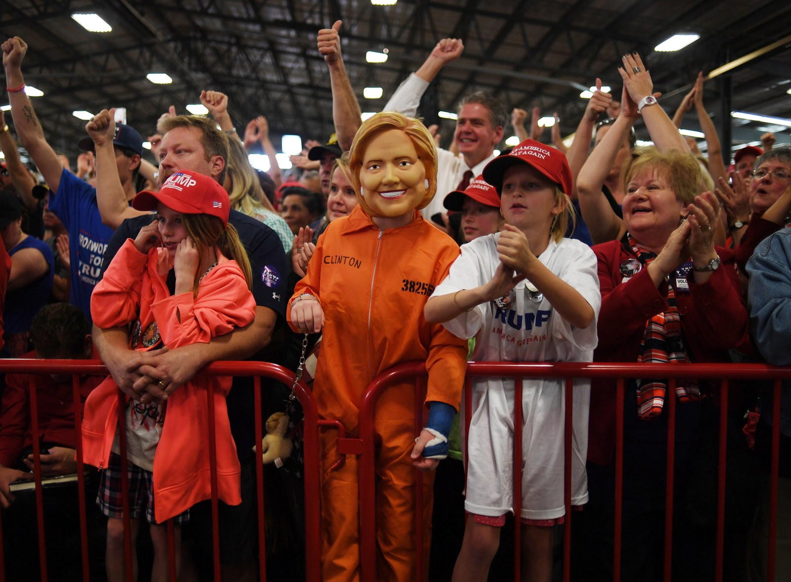 trump prison jumpsuit